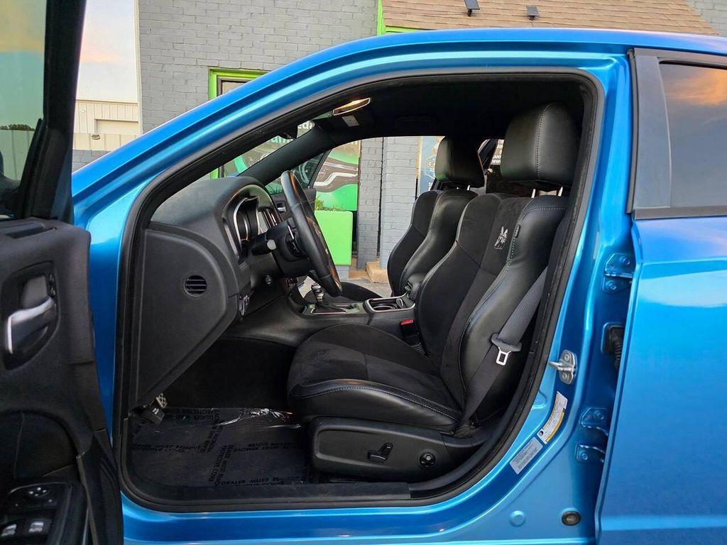 2016 B5 Blue Pearl Coat Dodge Charger