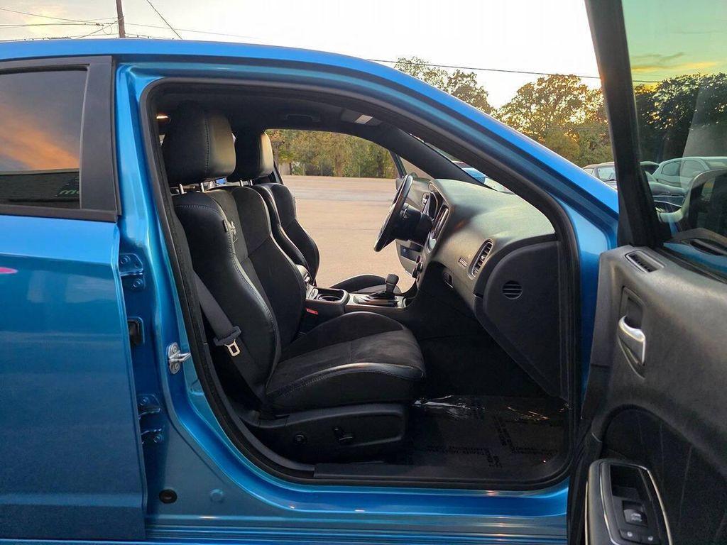 2016 B5 Blue Pearl Coat Dodge Charger