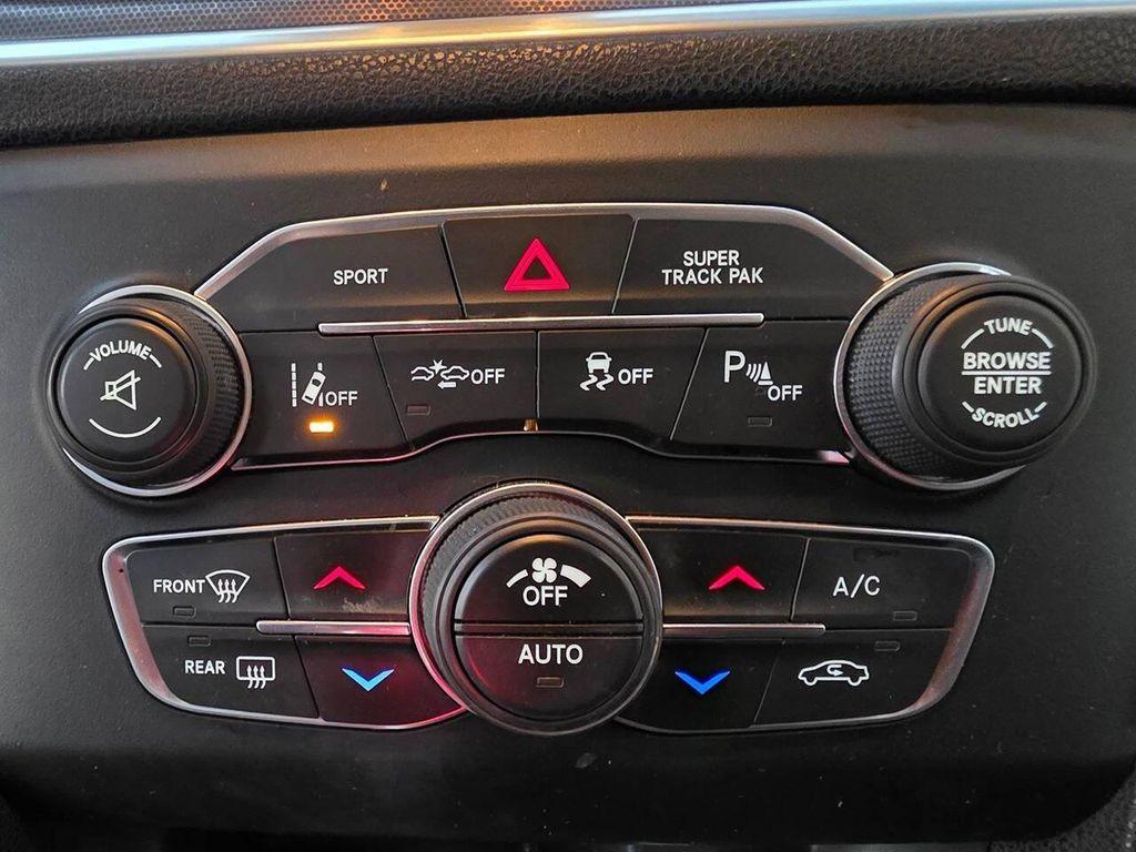 2016 B5 Blue Pearl Coat Dodge Charger