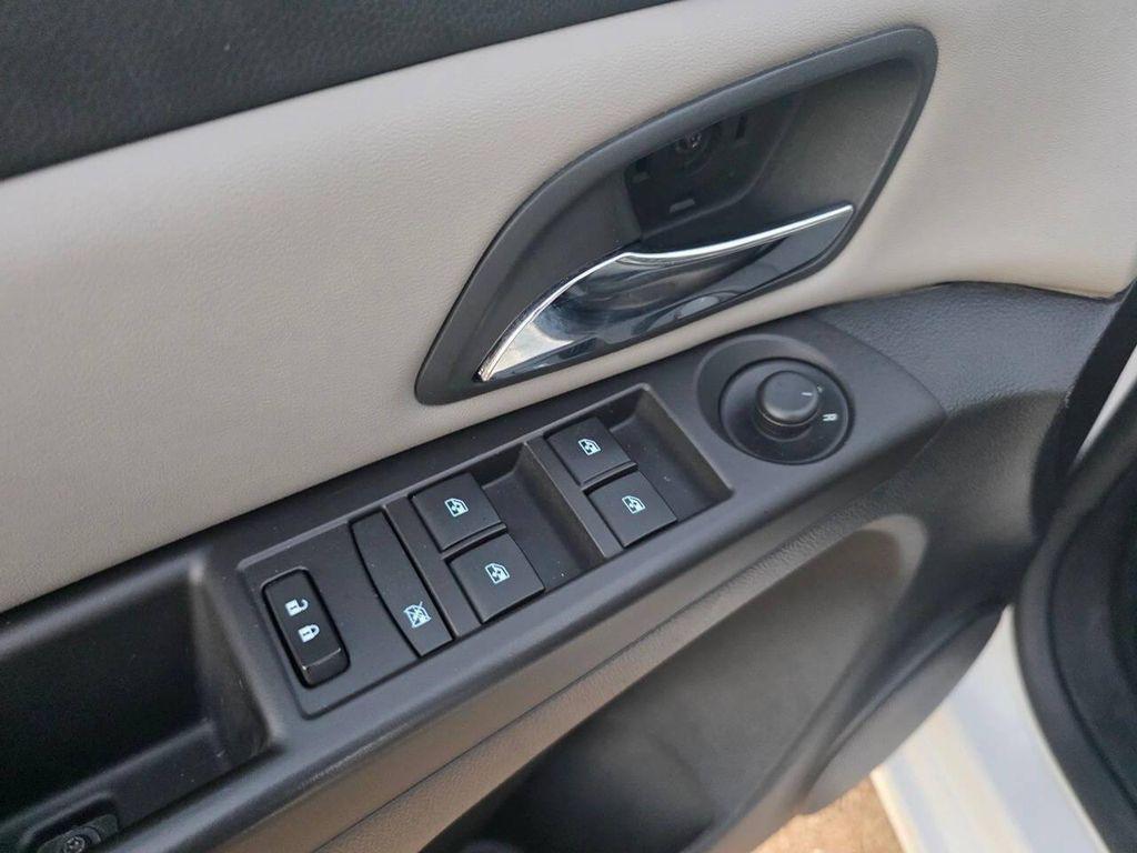 used 2016 Chevrolet Cruze Limited car, priced at $8,998