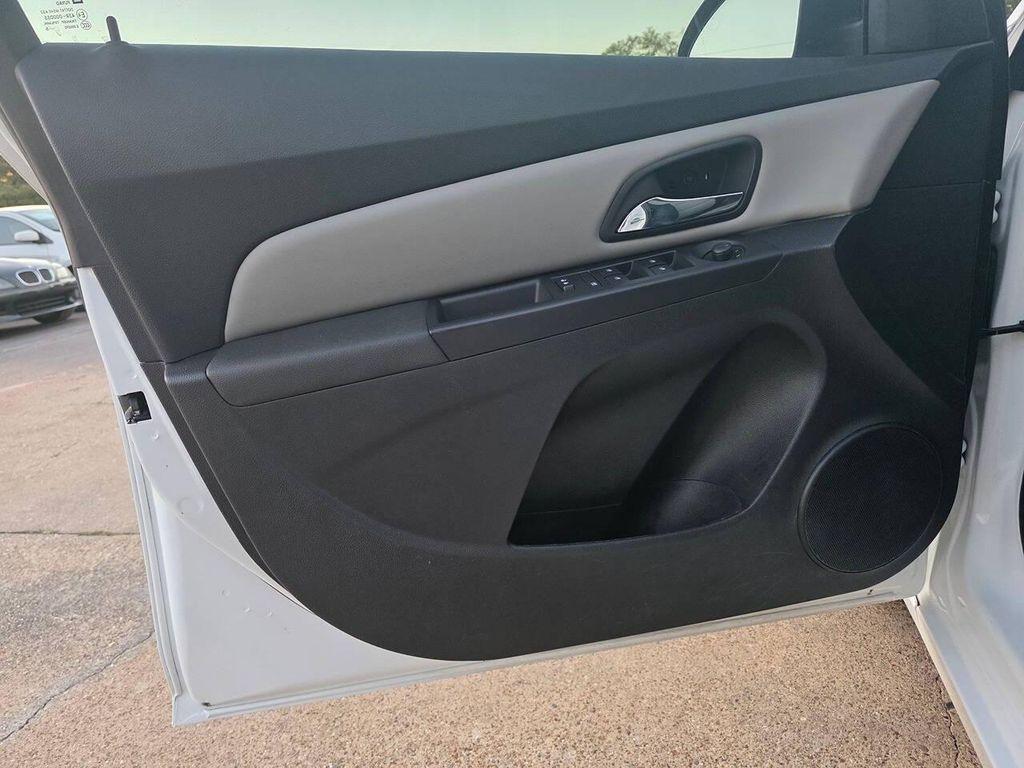 used 2016 Chevrolet Cruze Limited car, priced at $8,998