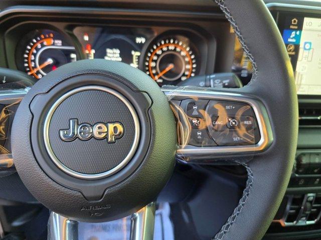 new 2025 Jeep Wrangler car, priced at $42,625