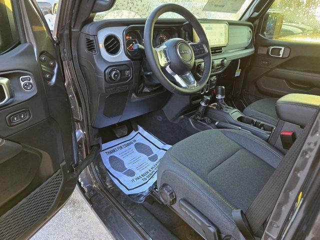 new 2025 Jeep Wrangler car, priced at $42,625