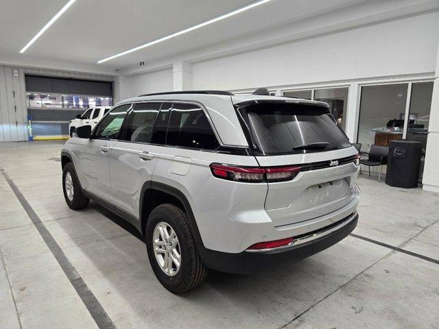 new 2025 Jeep Grand Cherokee car, priced at $35,515