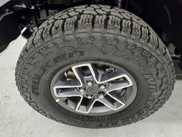 new 2025 Jeep Gladiator car, priced at $51,935