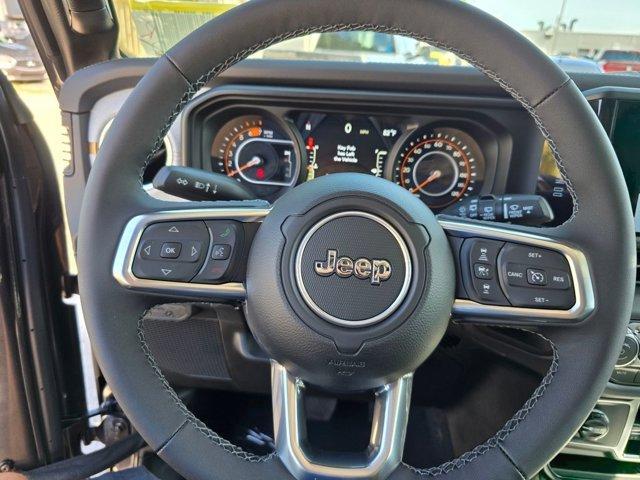 new 2025 Jeep Wrangler car, priced at $45,115