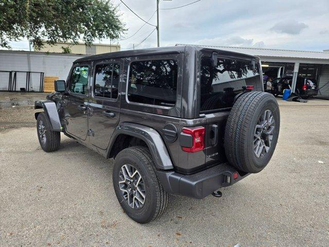 new 2025 Jeep Wrangler car, priced at $46,620