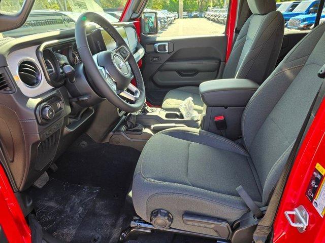 new 2025 Jeep Wrangler car, priced at $44,620