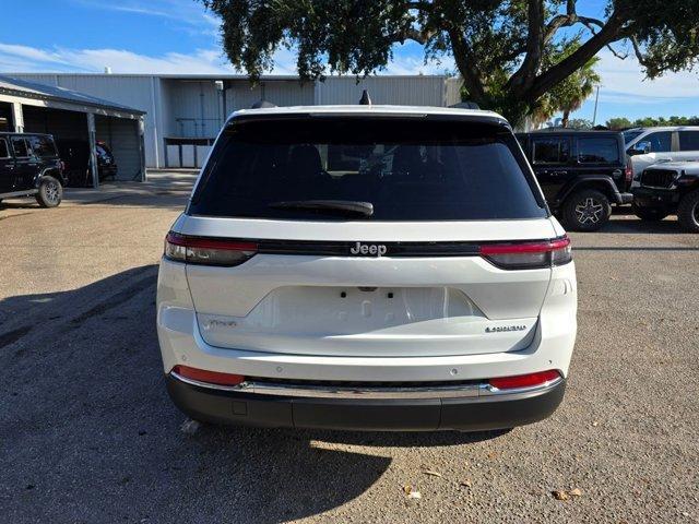 new 2025 Jeep Grand Cherokee car, priced at $36,570