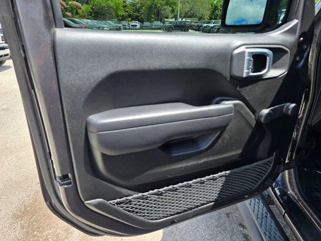 used 2024 Jeep Gladiator car, priced at $32,592