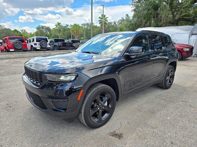 new 2025 Jeep Grand Cherokee car, priced at $36,675