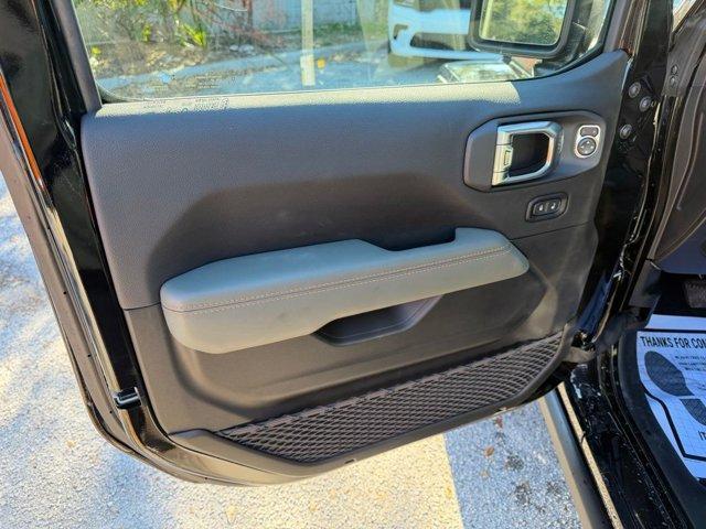 new 2026 Jeep Gladiator car, priced at $55,810