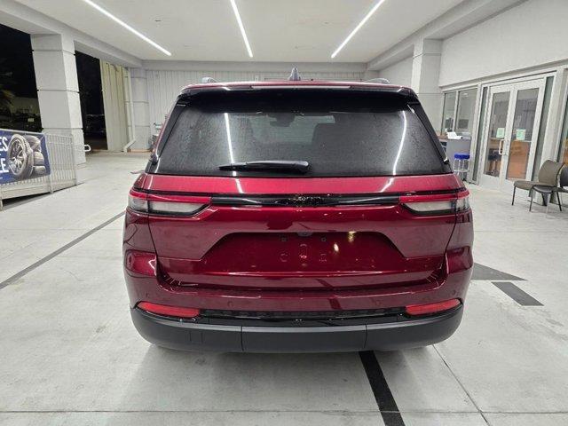 new 2025 Jeep Grand Cherokee car, priced at $36,875