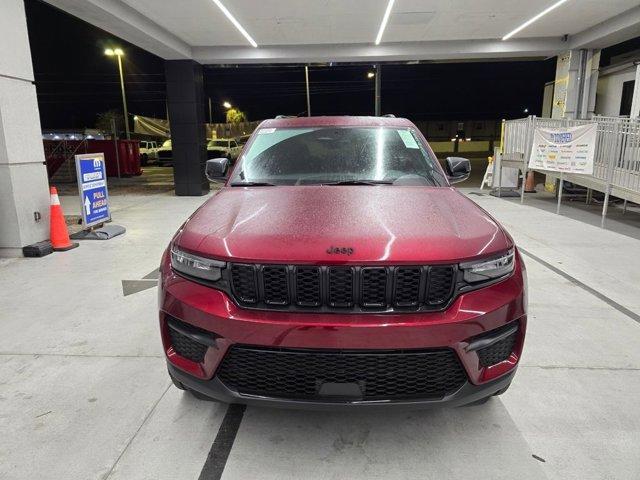 new 2025 Jeep Grand Cherokee car, priced at $36,875