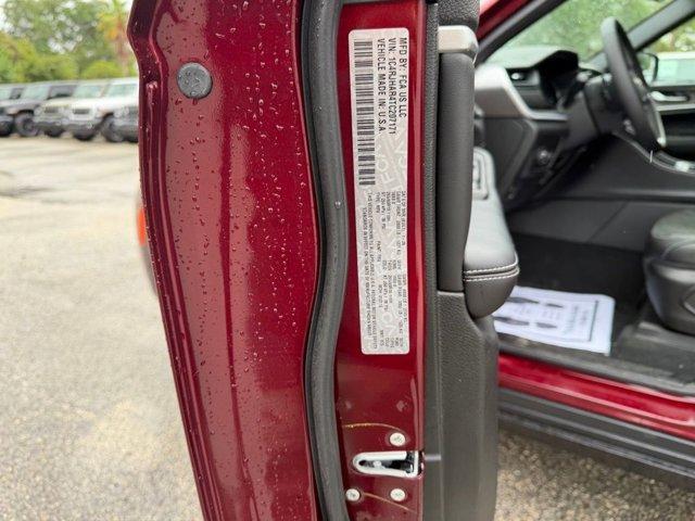 new 2026 Jeep Grand Cherokee car, priced at $42,745