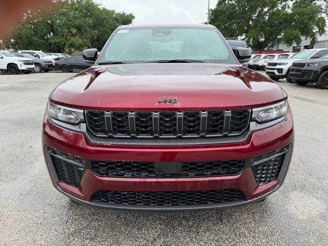 new 2026 Jeep Grand Cherokee car, priced at $42,745