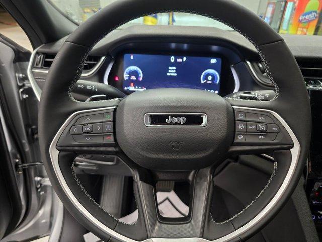 new 2025 Jeep Grand Cherokee car, priced at $33,420