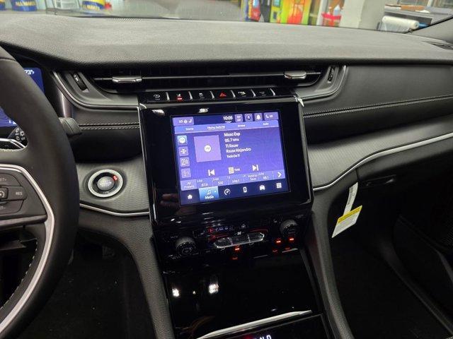 new 2025 Jeep Grand Cherokee car, priced at $36,170