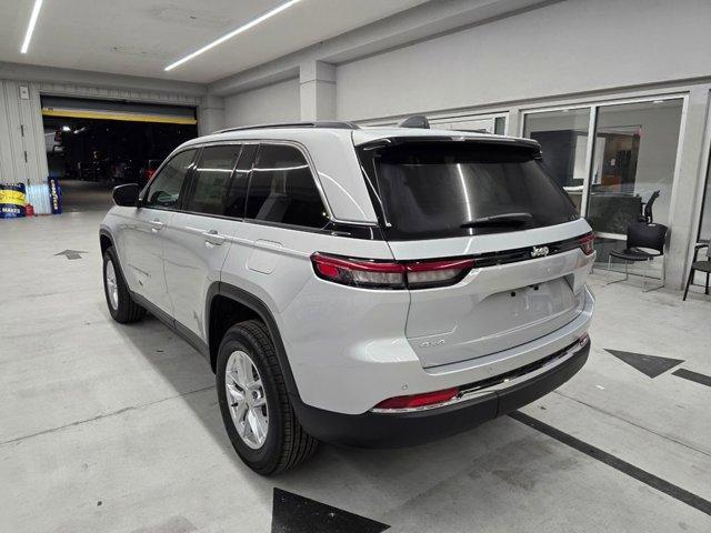 new 2025 Jeep Grand Cherokee car, priced at $36,170