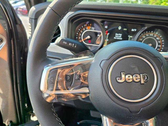 new 2025 Jeep Wrangler car, priced at $44,620