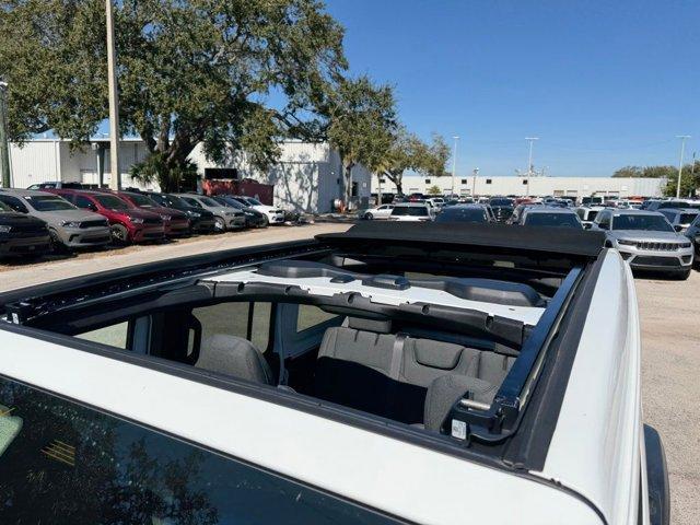 new 2026 Jeep Wrangler car, priced at $41,665