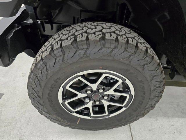 new 2025 Jeep Wrangler car, priced at $54,895