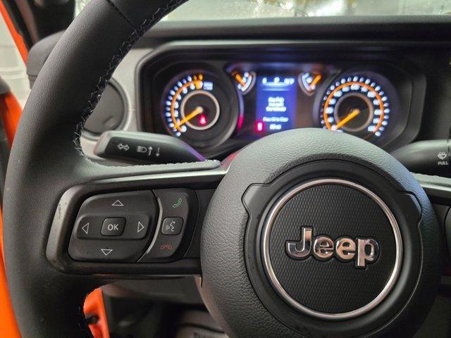 new 2025 Jeep Gladiator car, priced at $41,640