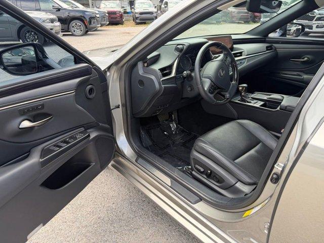 used 2020 Lexus ES 350 car, priced at $26,077