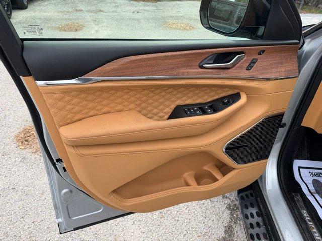 new 2025 Jeep Grand Cherokee L car, priced at $67,120