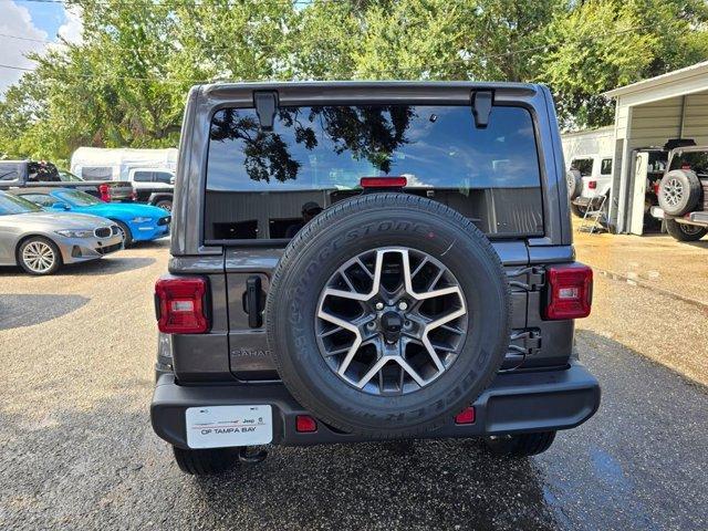 new 2025 Jeep Wrangler car, priced at $43,125