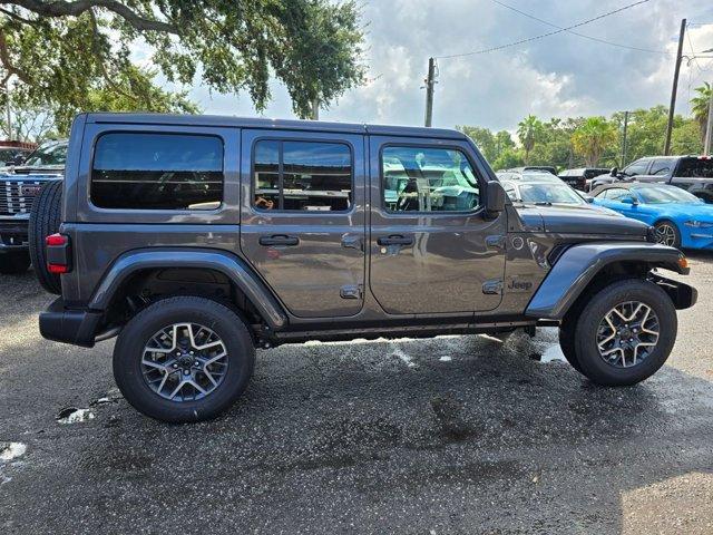 new 2025 Jeep Wrangler car, priced at $43,125