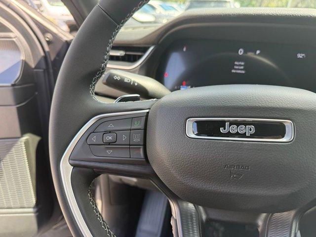 new 2025 Jeep Grand Cherokee L car, priced at $33,625