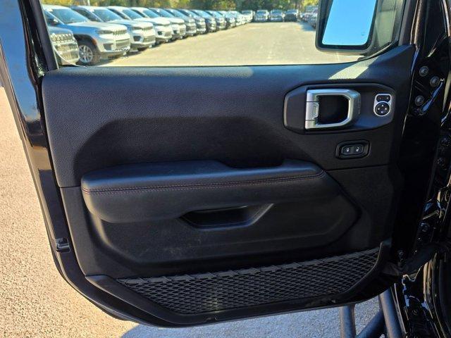 used 2020 Jeep Gladiator car, priced at $27,392