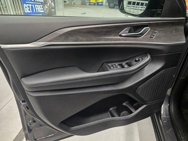 new 2025 Jeep Grand Cherokee L car, priced at $44,835