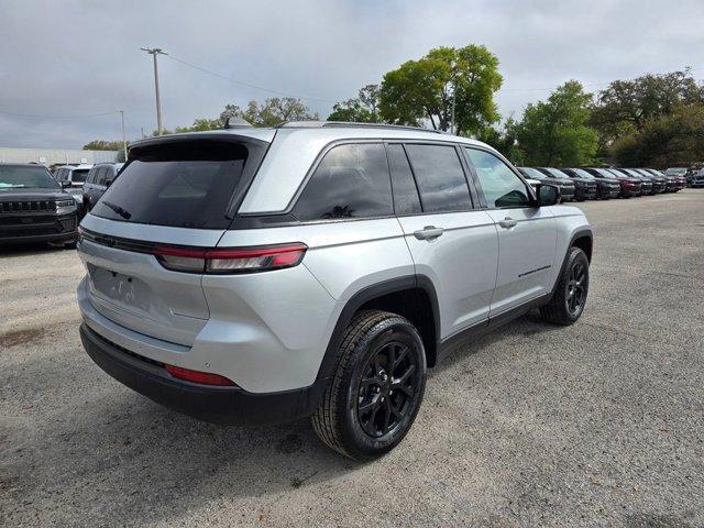 new 2026 Jeep Grand Cherokee car, priced at $41,170