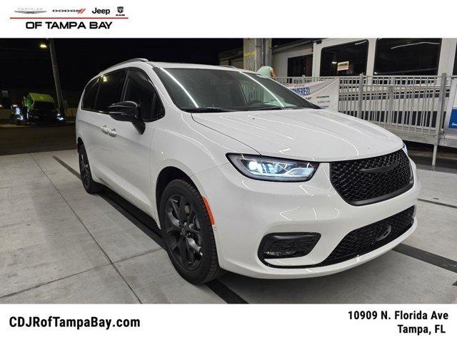 new 2026 Chrysler Pacifica car, priced at $49,035