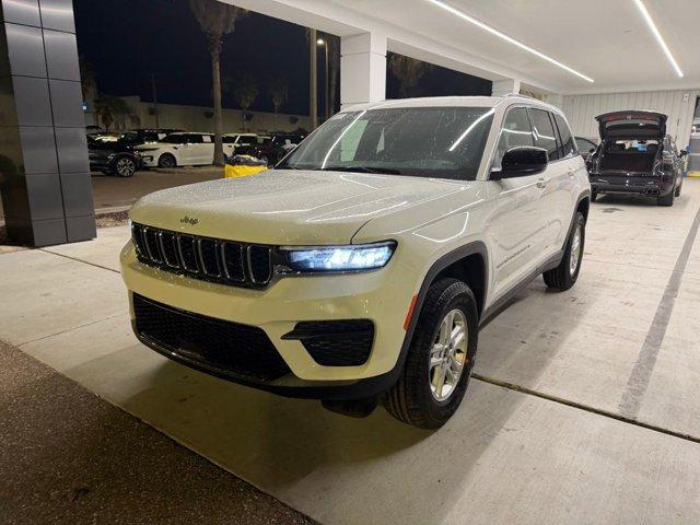 new 2025 Jeep Grand Cherokee car, priced at $34,920