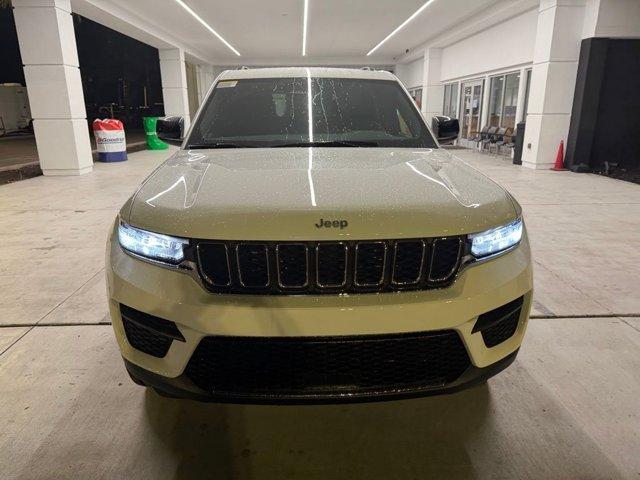 new 2025 Jeep Grand Cherokee car, priced at $34,920