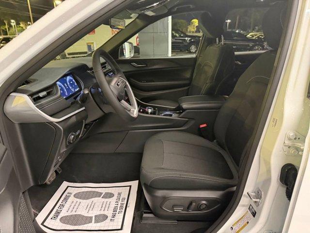 new 2025 Jeep Grand Cherokee car, priced at $34,920