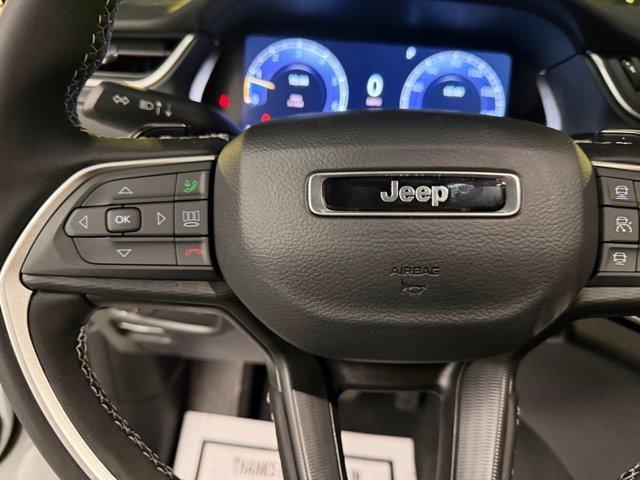 new 2025 Jeep Grand Cherokee car, priced at $34,920