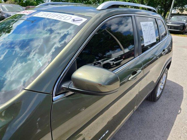 used 2019 Jeep Cherokee car, priced at $12,192