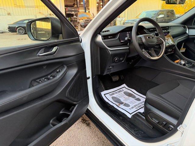 new 2025 Jeep Grand Cherokee L car, priced at $34,630