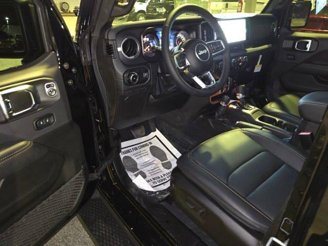 new 2025 Jeep Wrangler car, priced at $46,120