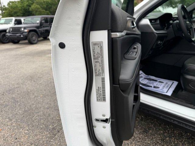 new 2026 Jeep Grand Cherokee L car, priced at $41,575