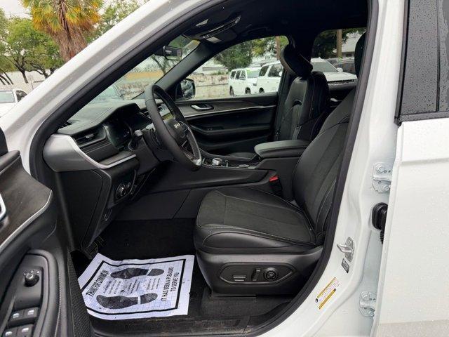 new 2026 Jeep Grand Cherokee L car, priced at $41,575