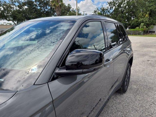 new 2027 Jeep Grand Cherokee car, priced at $45,860