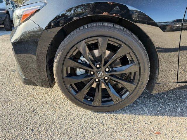 used 2023 Nissan Maxima car, priced at $27,392