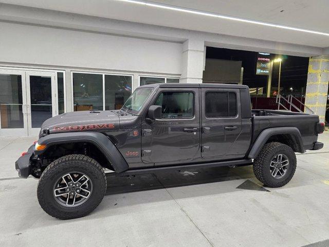 new 2025 Jeep Gladiator car, priced at $48,870