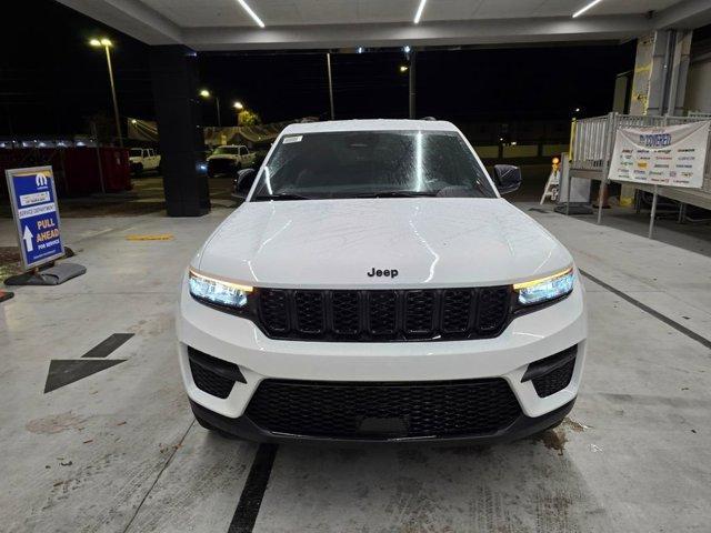 new 2025 Jeep Grand Cherokee car, priced at $34,635