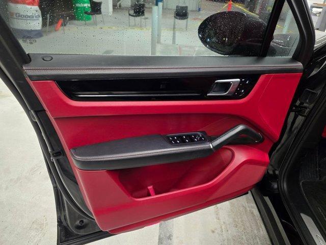 used 2021 Porsche Cayenne car, priced at $46,591